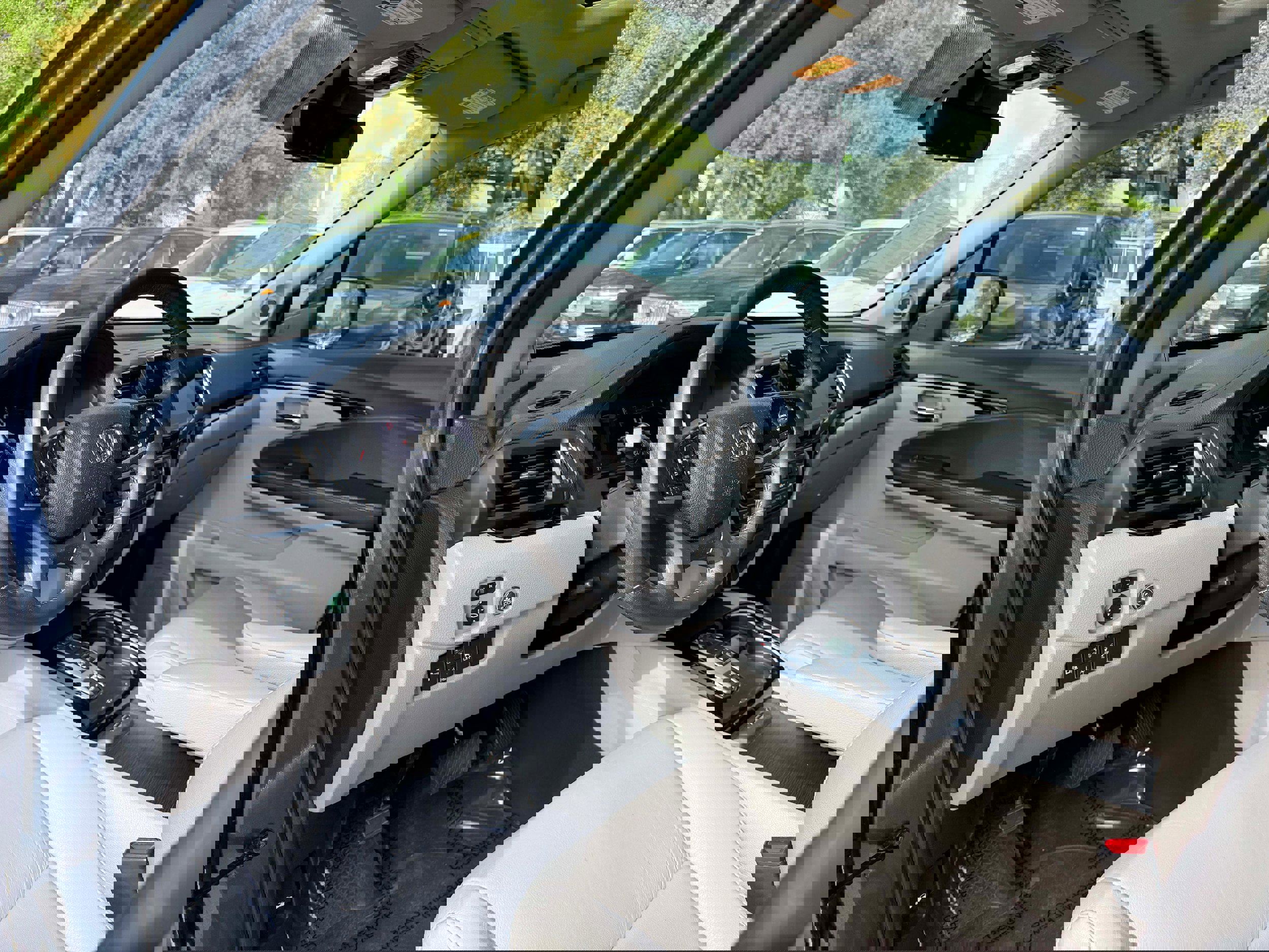 Used 2020 Honda Pilot Touring image 10