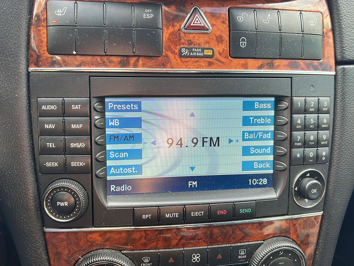 Used 2009 Mercedes-Benz CLK 350 Cabriolet image 17