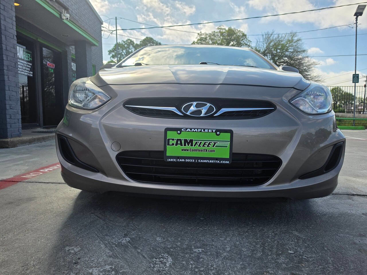 Used 2013 Hyundai Accent GLS FWD image 9