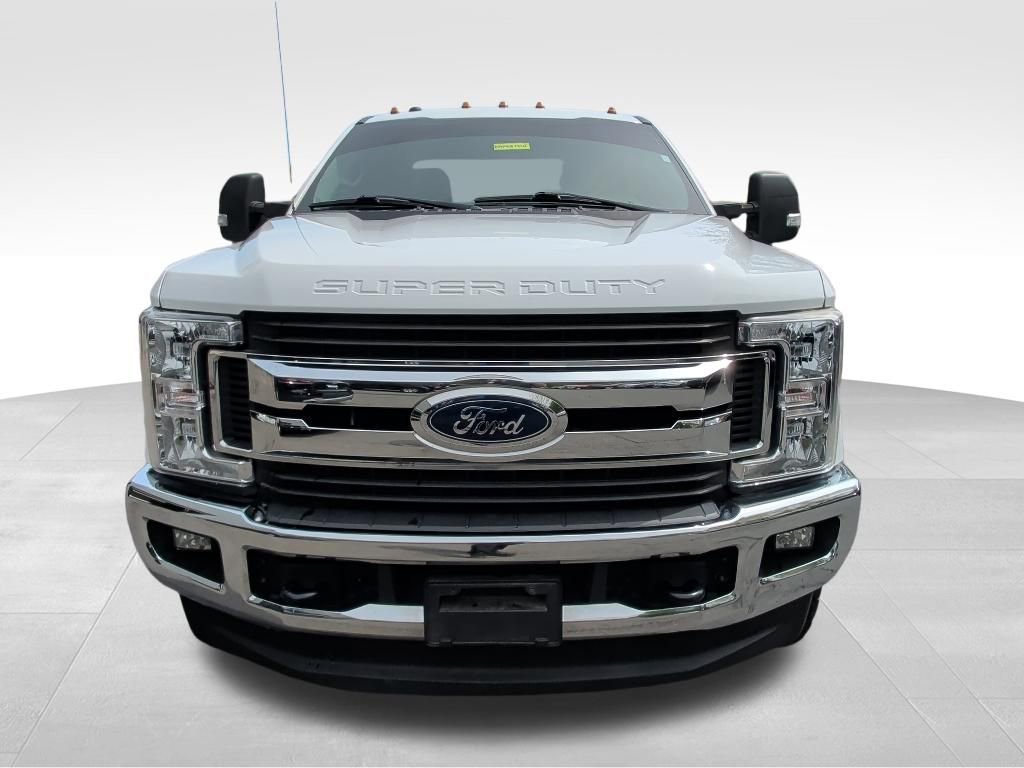 Used 2019 Ford F250 XLT w/ XLT Value Package AWD/4WD image 8