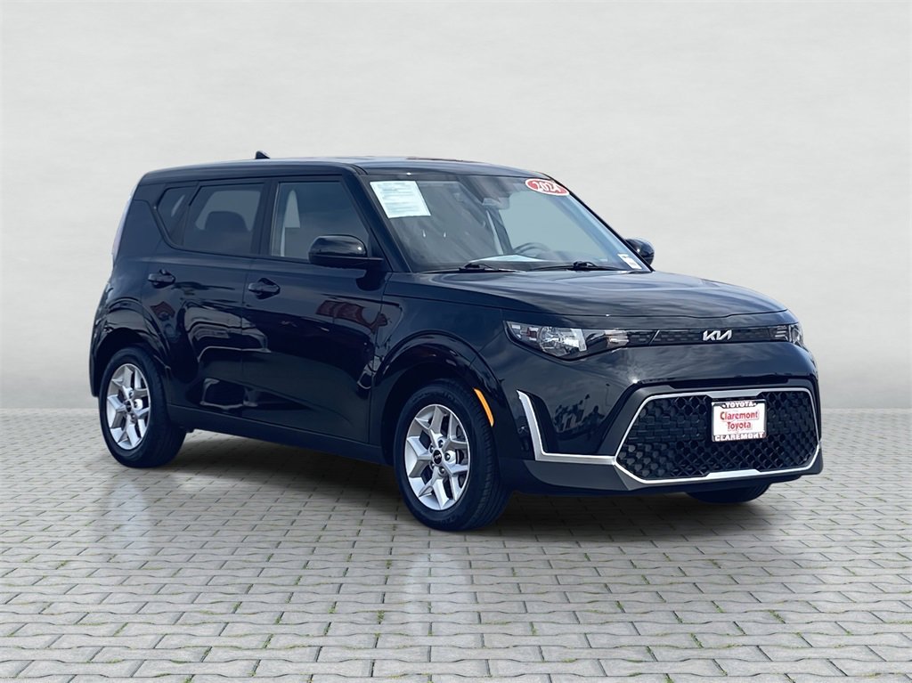 Used 2024 Kia Soul LX w/ Option Group 015 image 10