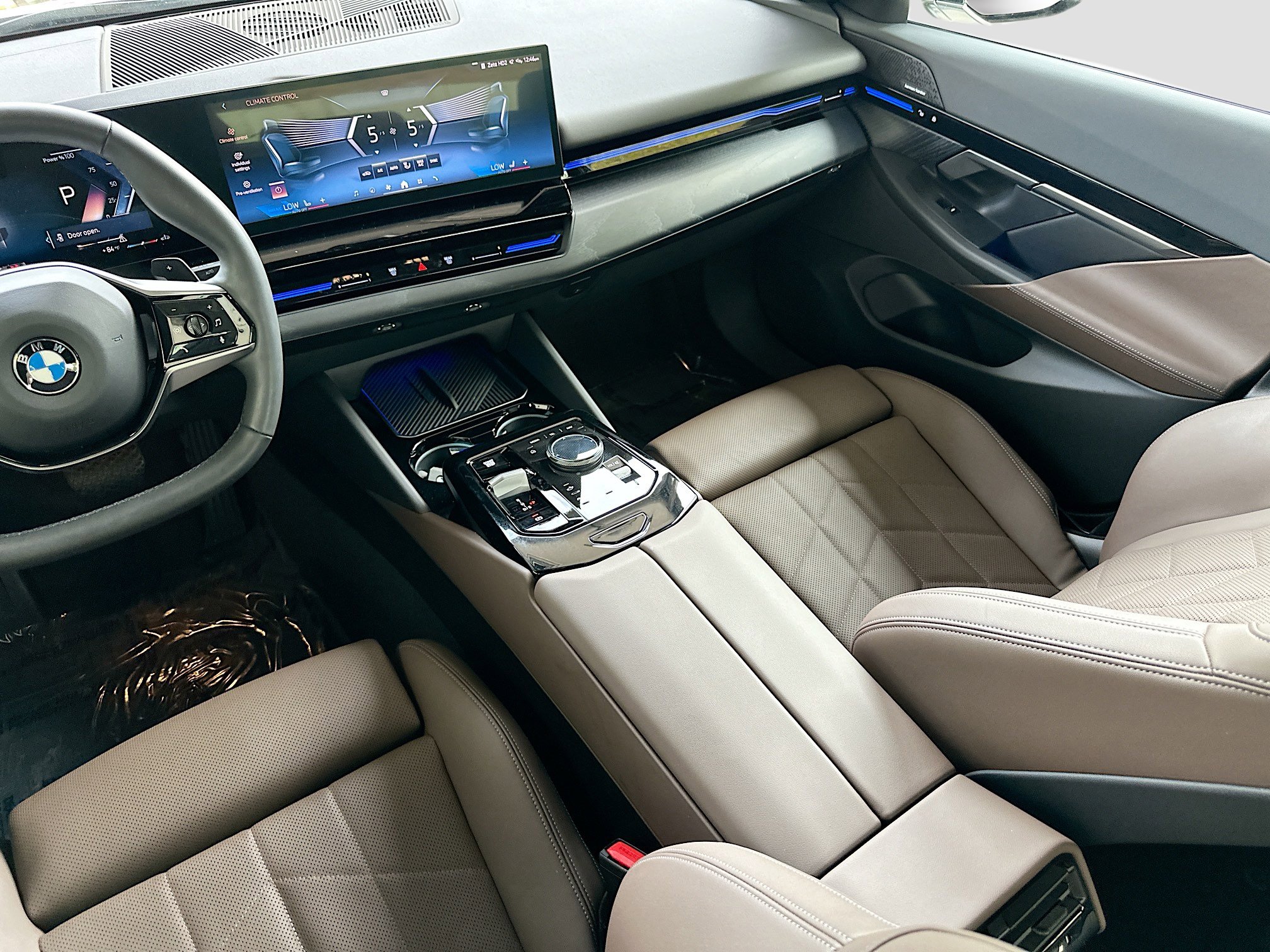 Certified 2024 BMW 530i image 25