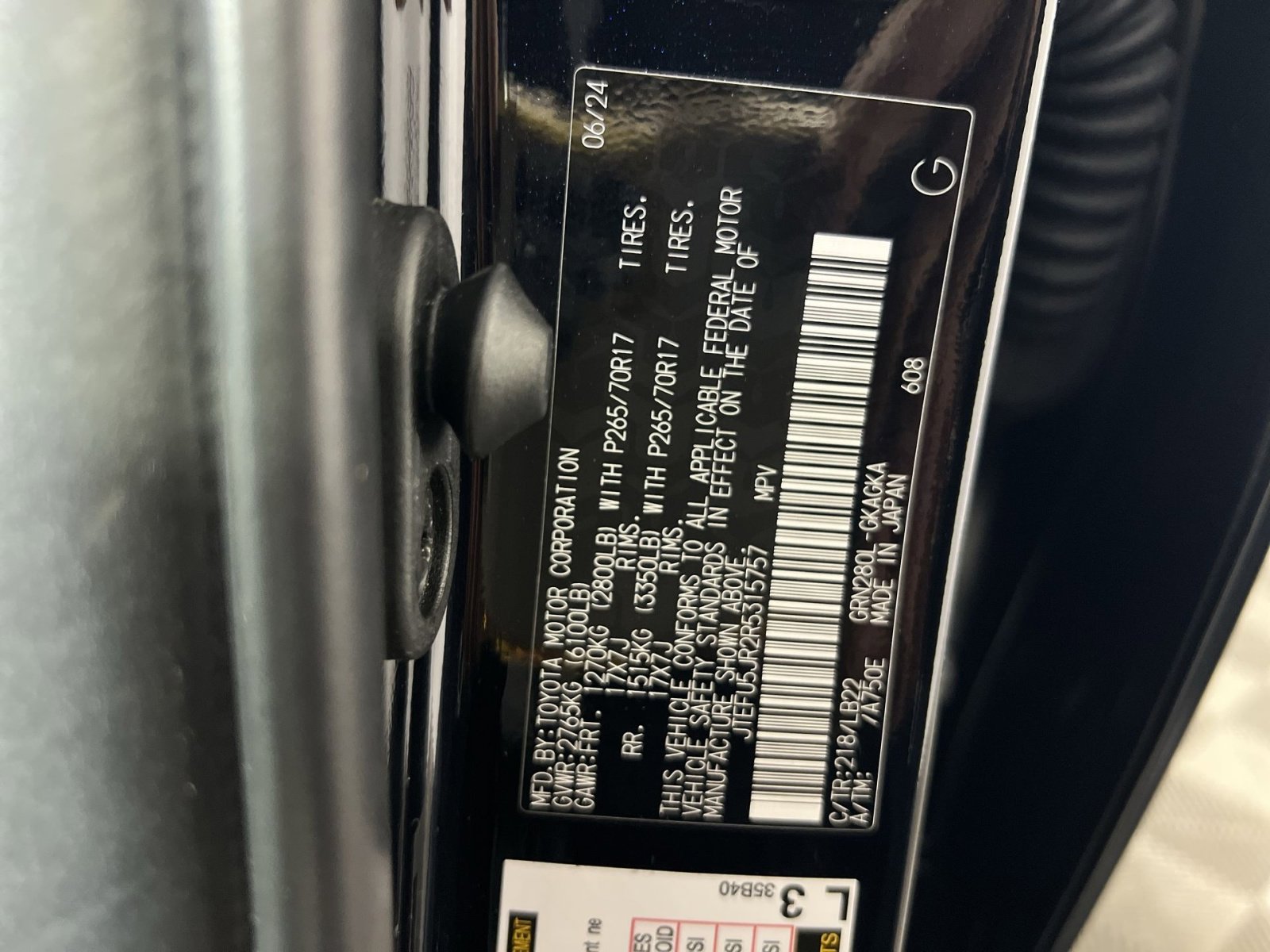 Used 2024 Toyota 4Runner SR5 Premium w/ Moonroof Package image 27