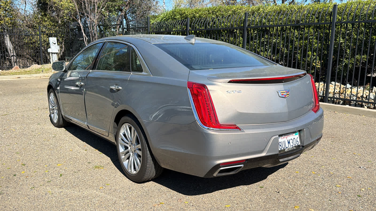 Used 2019 Cadillac XTS Luxury image 7