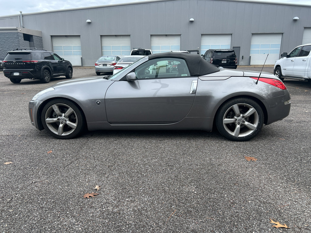 Used 2008 Nissan 350Z Touring image 6