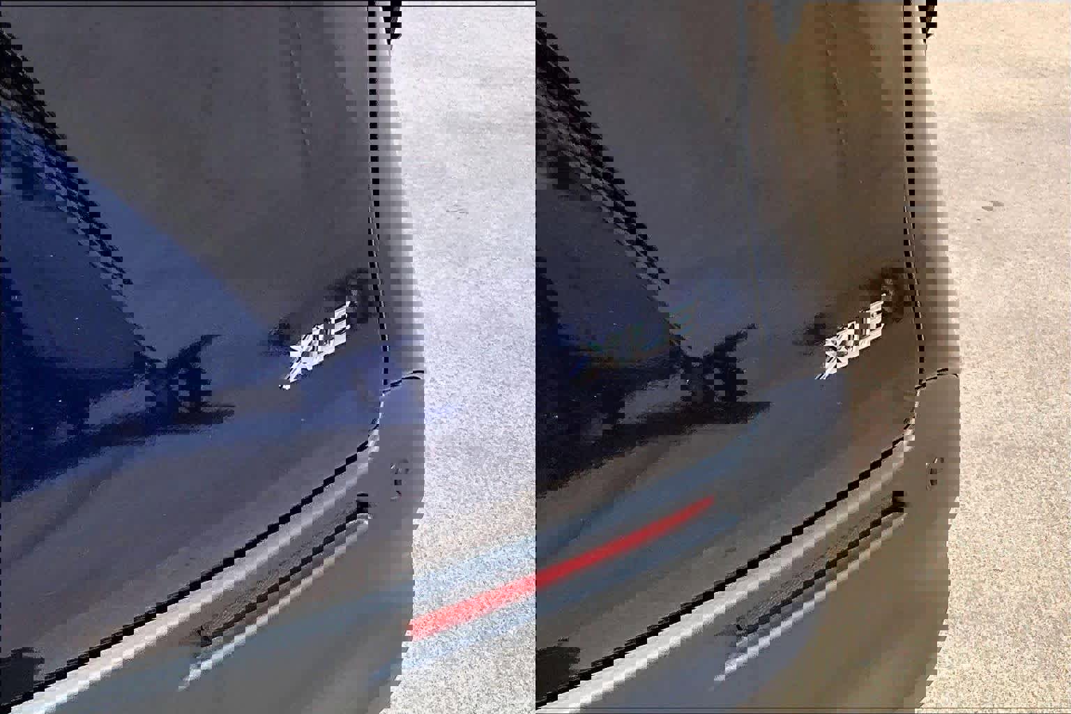 Used 2026 Toyota Sienna XLE image 10