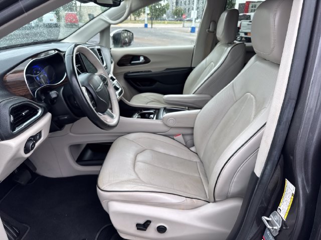 Used 2021 Chrysler Pacifica Limited w/ Premium & Safety Sphere Group AWD/4WD image 9