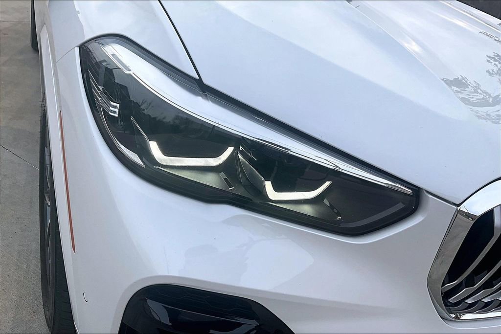 Used 2022 BMW X5 sDrive40i w/ M Sport Package image 39