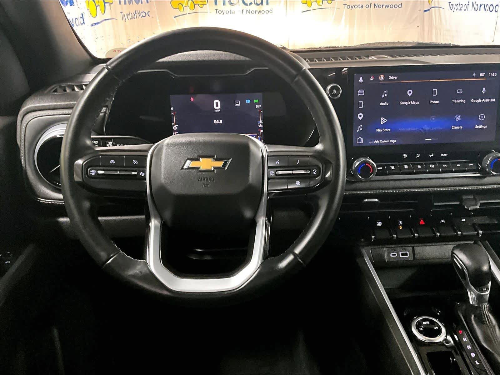 Used 2023 Chevrolet Colorado LT w/ LT Convenience Package AWD/4WD image 17