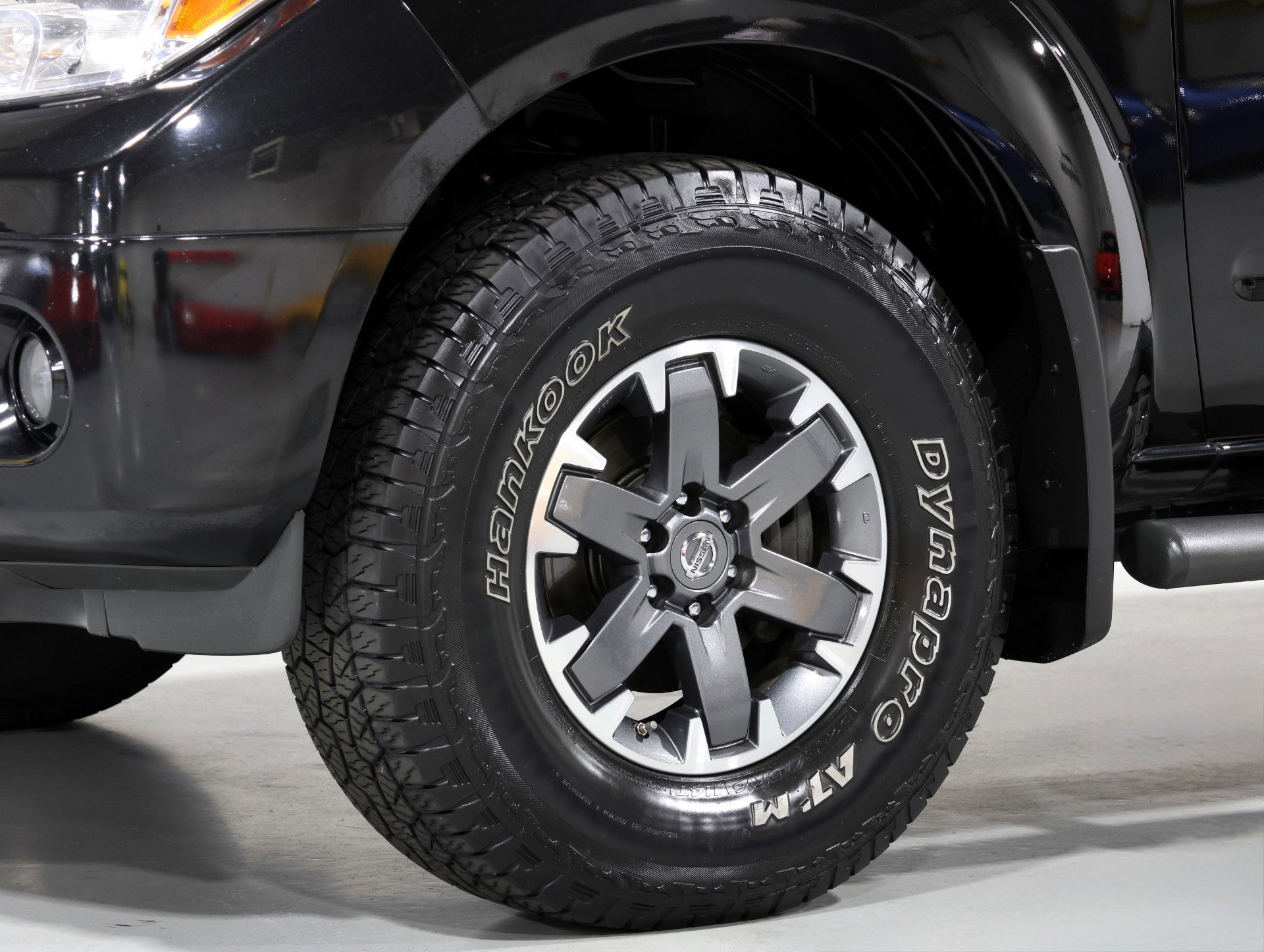 Used 2017 Nissan Frontier PRO-4X w/ Pro-4x Luxury Package AWD/4WD image 28