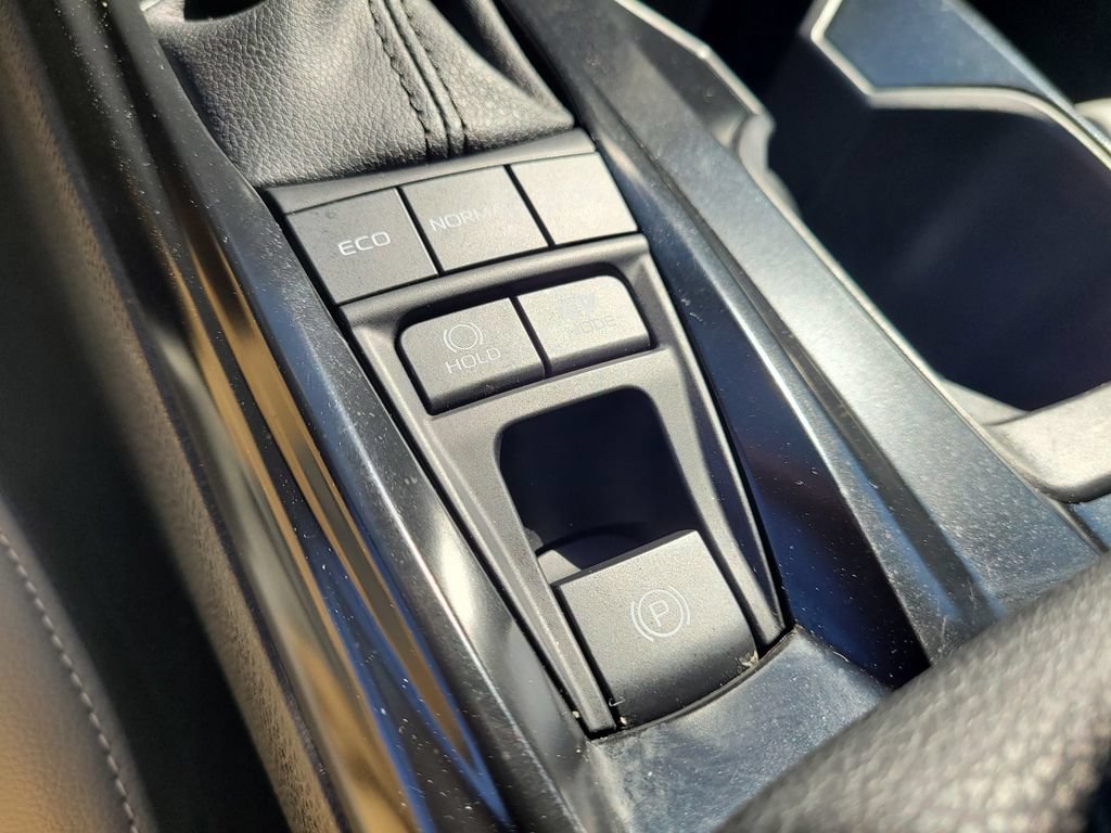 Used 2025 Toyota Camry SE AWD/4WD image 22