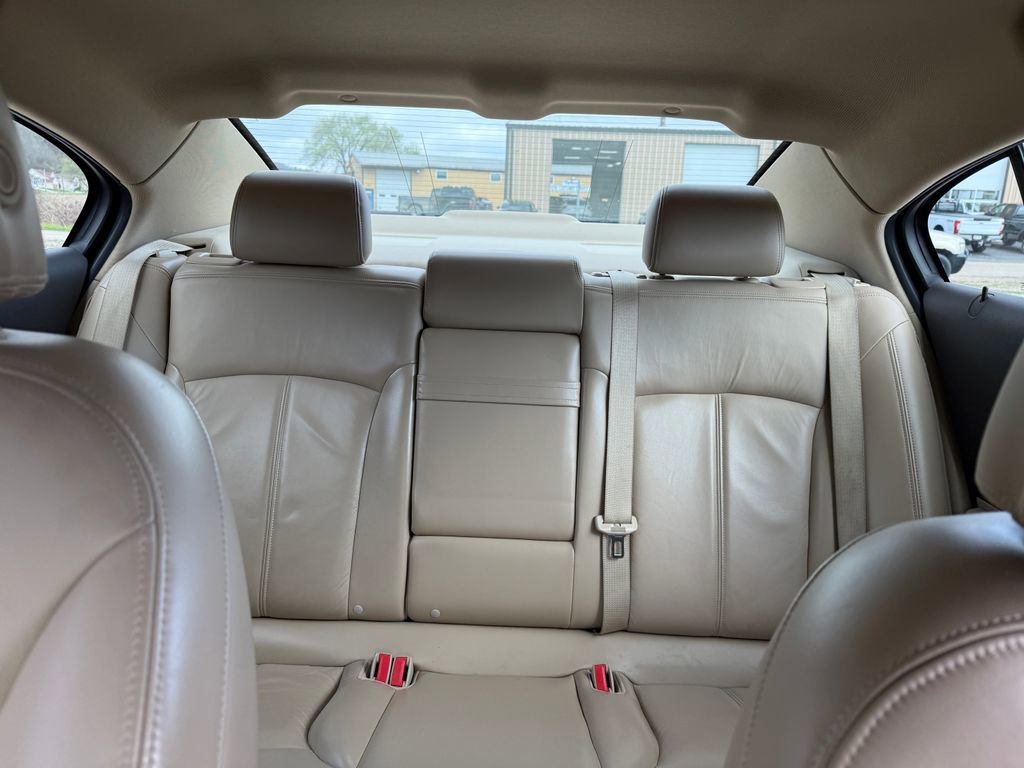 Used 2010 Buick LaCrosse CXL FWD image 18