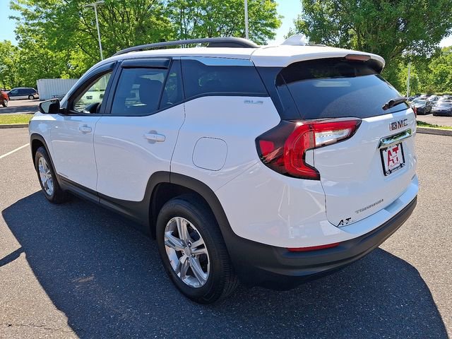 Used 2022 GMC Terrain SLE w/ Driver Convenience Package AWD/4WD image 4