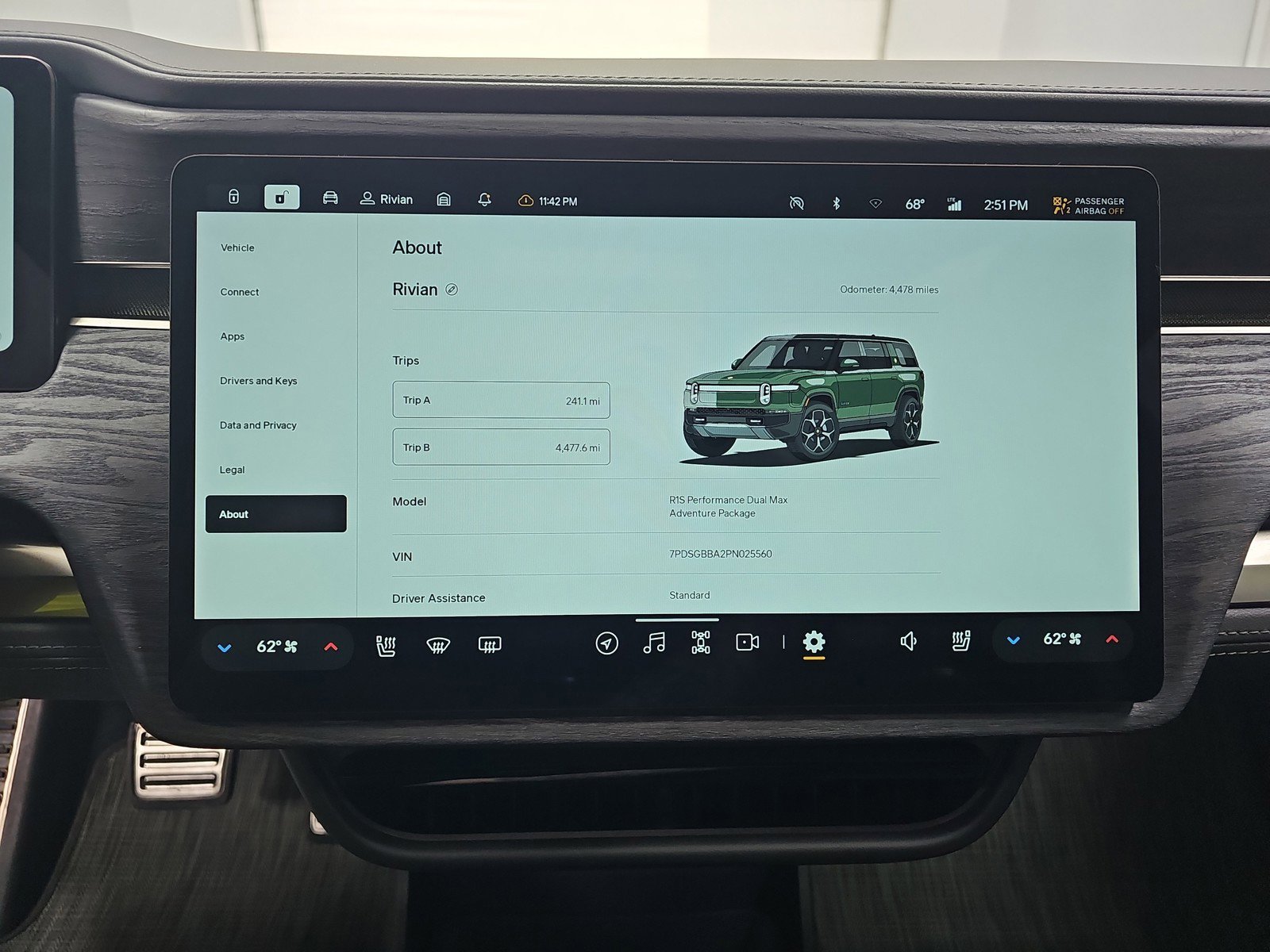 Used 2023 Rivian R1S Adventure AWD/4WD image 29