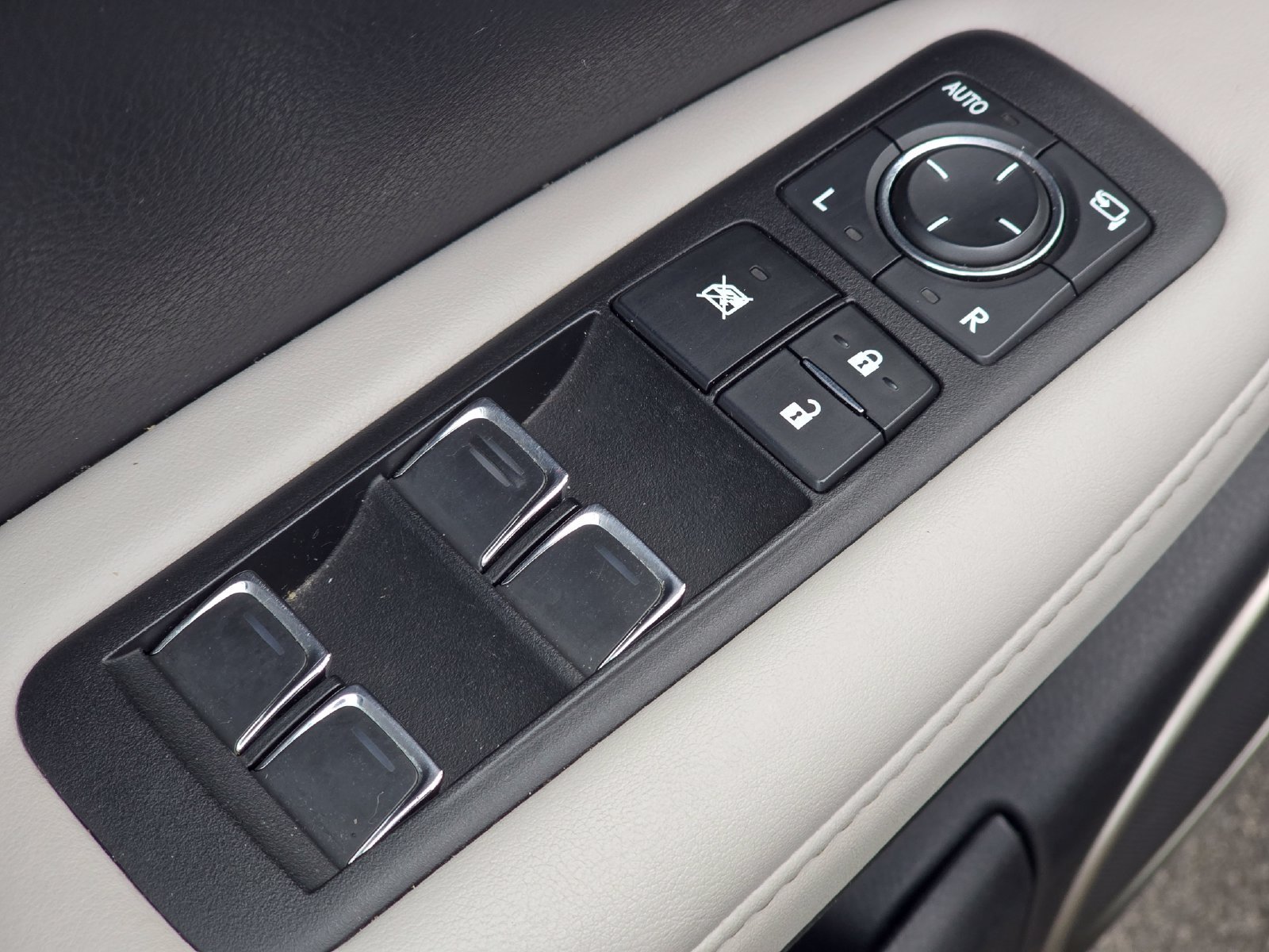 Used 2021 Lexus RX 350 AWD w/ Premium Package image 30