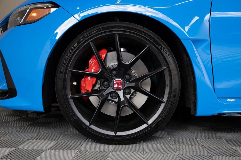 Used 2025 Honda Civic Type R image 10