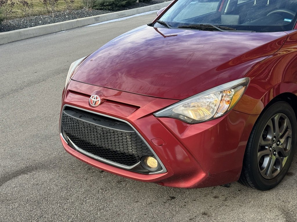 Used 2019 Toyota Yaris LE image 6