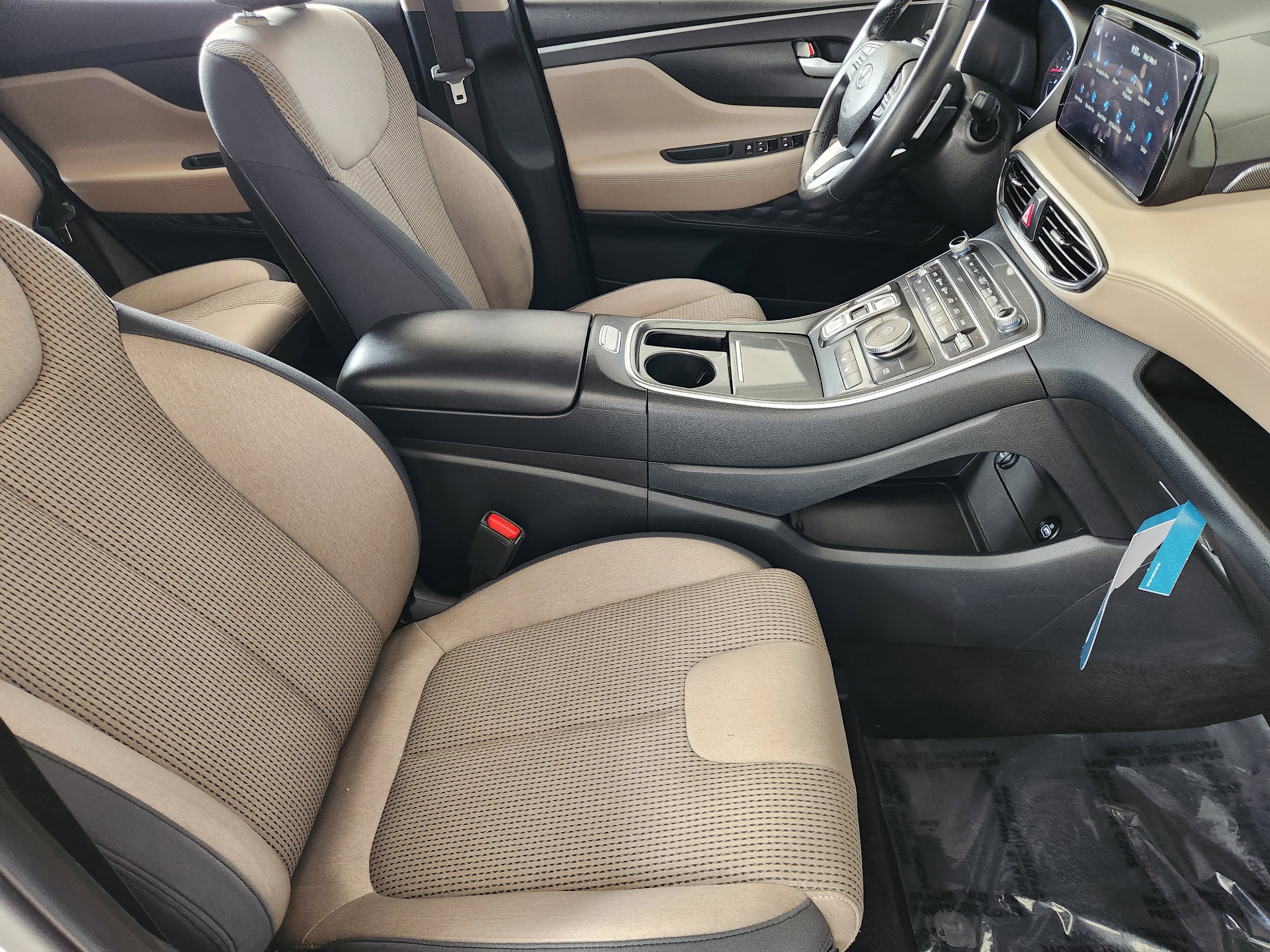 Used 2023 Hyundai Santa Fe SEL FWD image 15