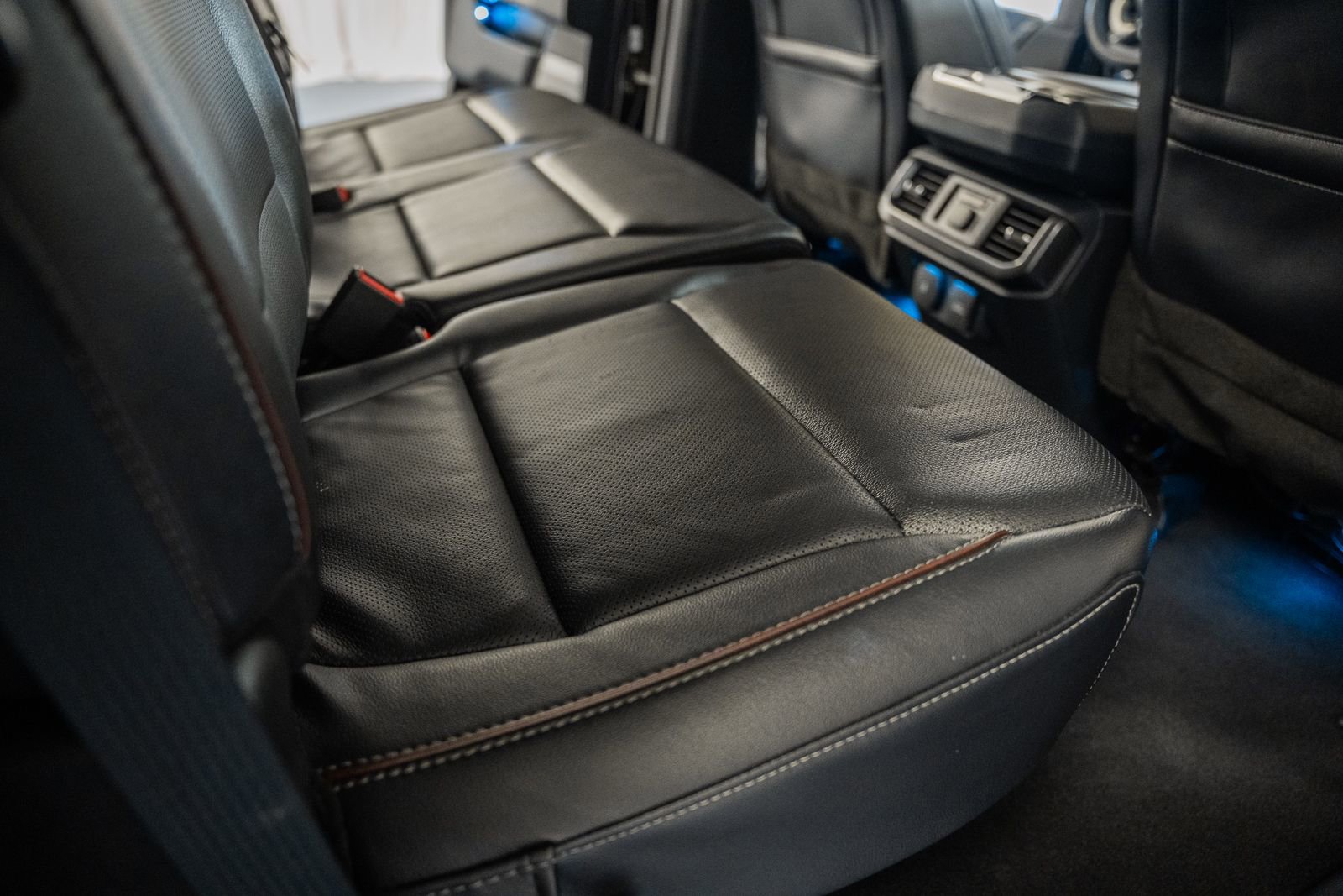 Certified 2023 Ford F150 Lariat w/ Equipment Group 502A High image 41