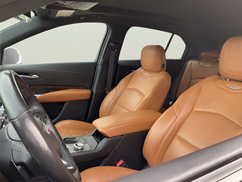Used 2019 Cadillac XT4 Sport AWD/4WD image 14