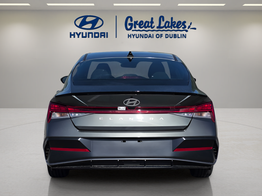 New 2026 Hyundai Elantra SEL Sport Premium FWD image 4