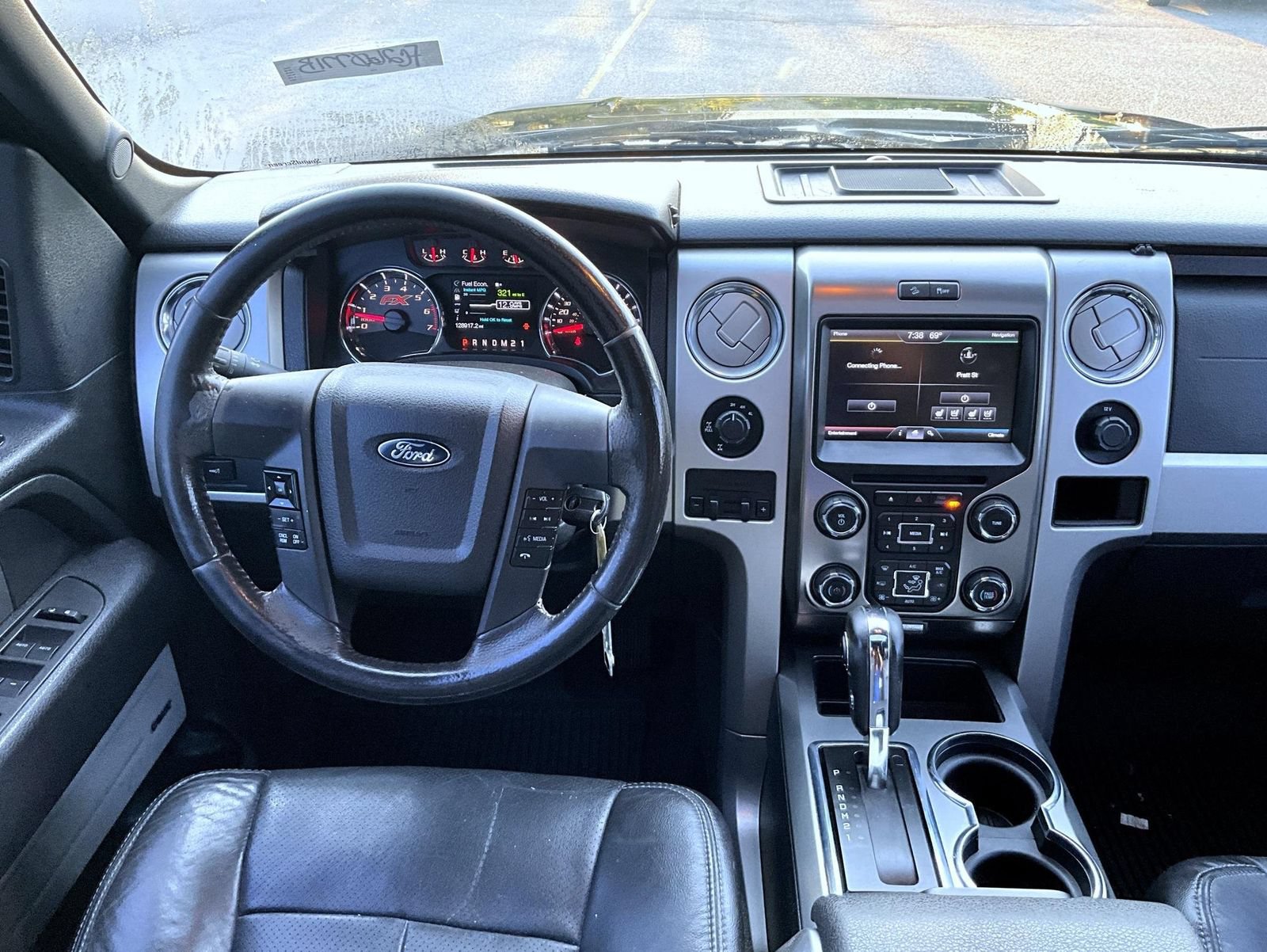 Used 2014 Ford F150 FX4 w/ Equipment Group 402A Luxury AWD/4WD image 13
