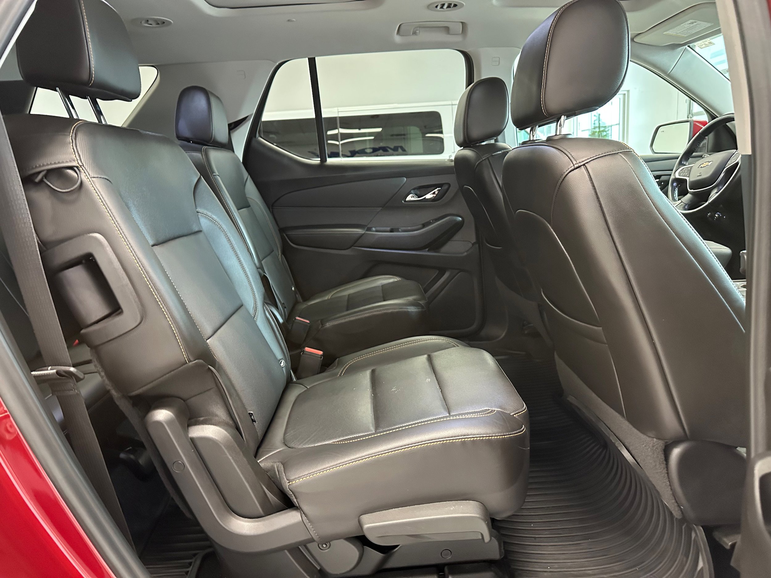 Used 2021 Chevrolet Traverse Premier image 13