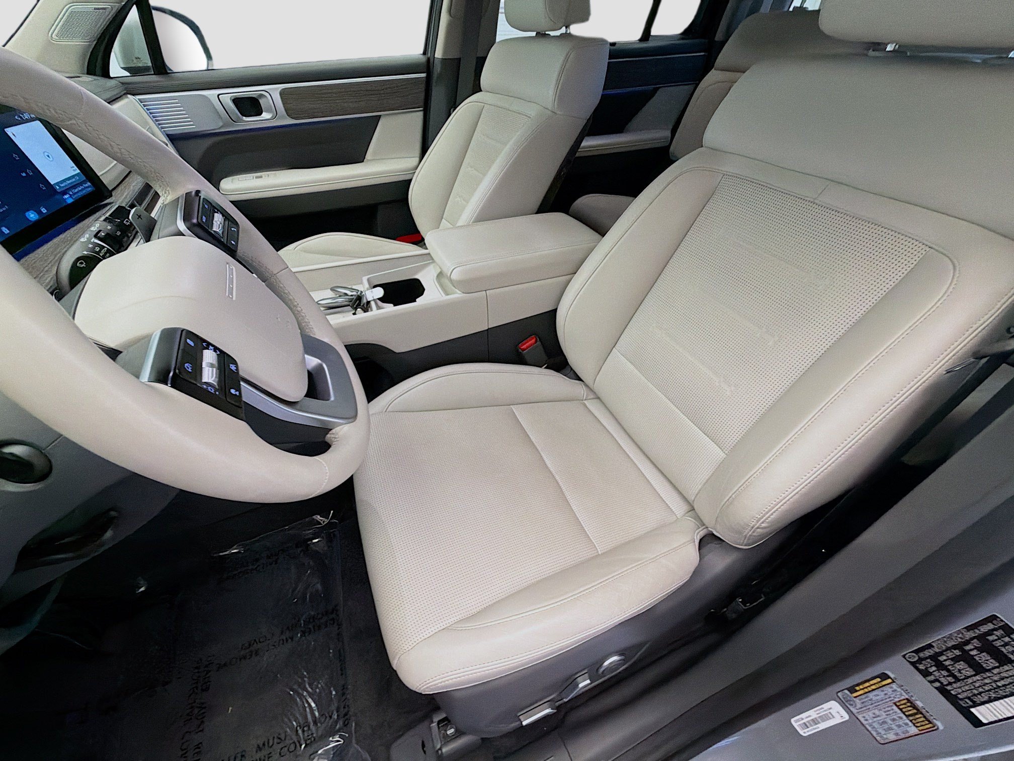 Used 2025 Hyundai Santa Fe Limited FWD image 11