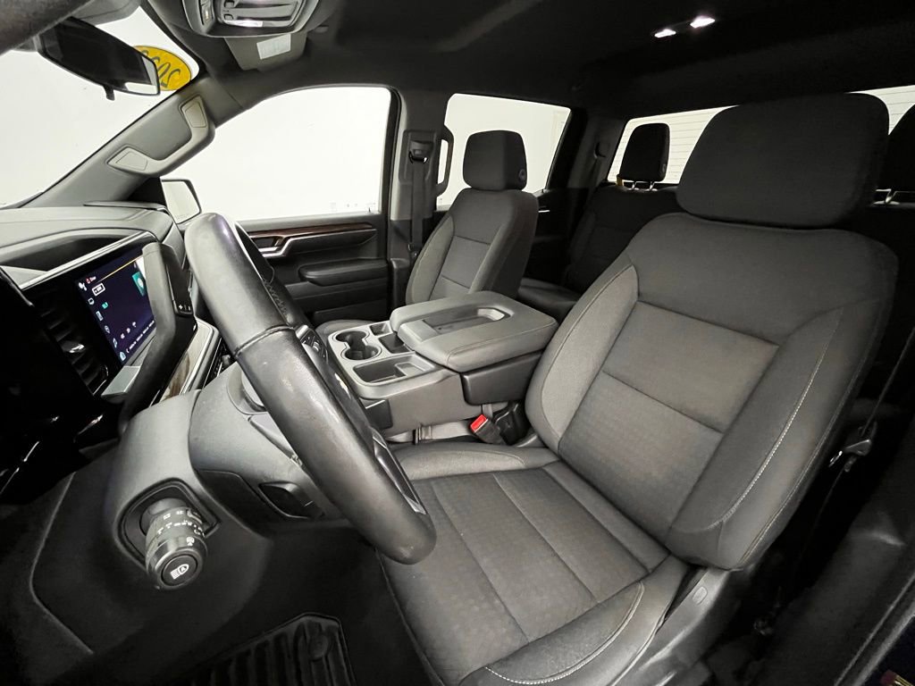 Used 2023 Chevrolet Silverado 1500 LT image 18