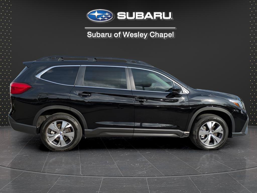 Certified 2025 Subaru Ascent Premium w/ Premium Package AWD/4WD image 4