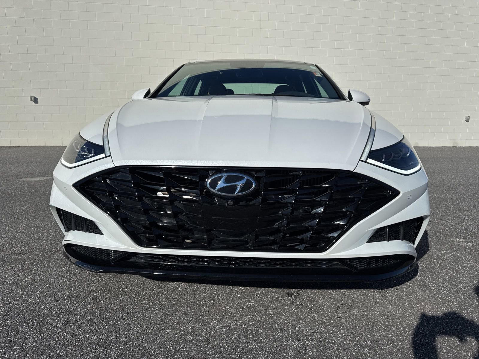Used 2021 Hyundai Sonata Limited w/ Cargo Package image 2