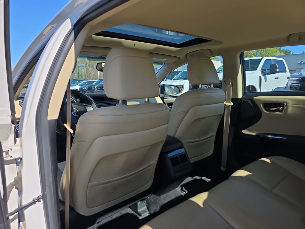 Used 2015 Toyota Avalon XLE Premium FWD image 18