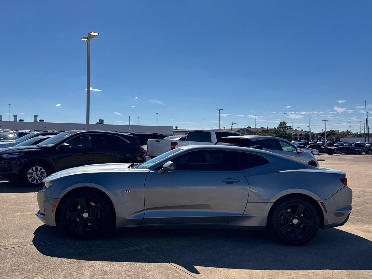 Used 2023 Chevrolet Camaro LT RWD image 15