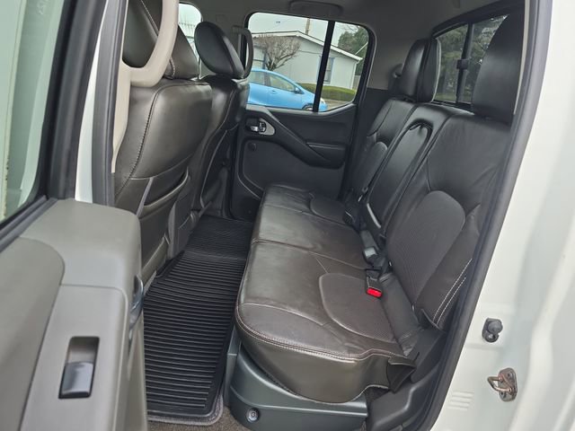 Used 2015 Nissan Frontier PRO-4X w/ Pro-4x Luxury Package image 15