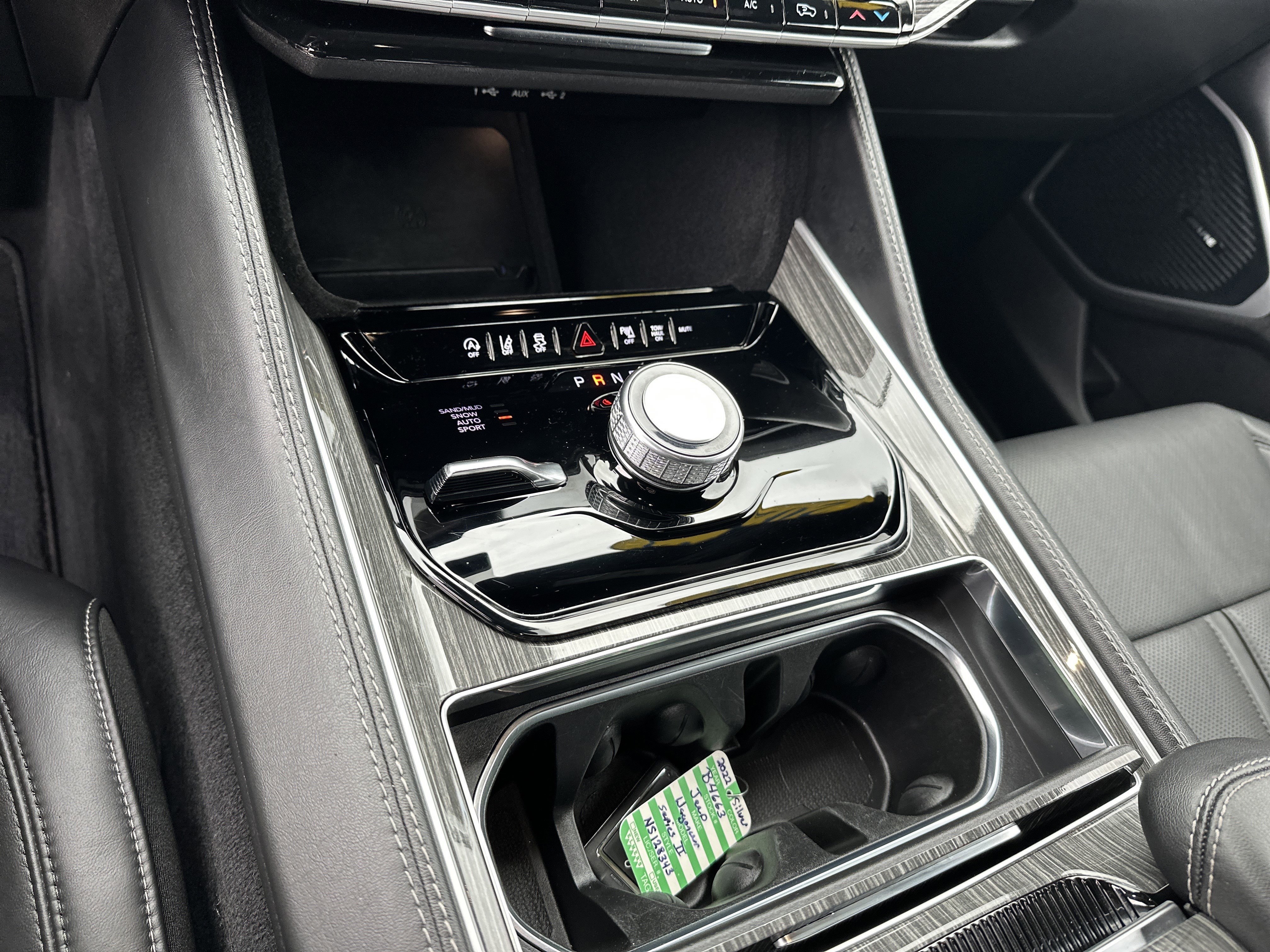 Used 2022 Jeep Wagoneer Series II image 23