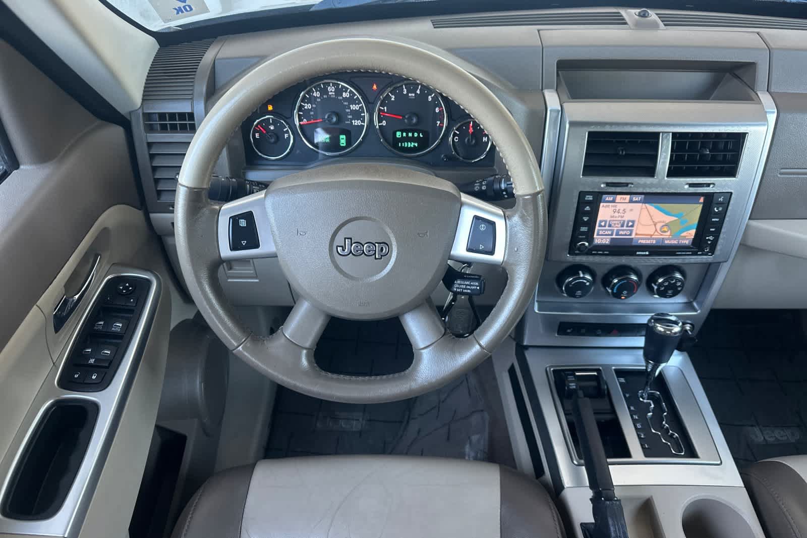 Used 2008 Jeep Liberty Limited w/ Premium Group AWD/4WD image 14