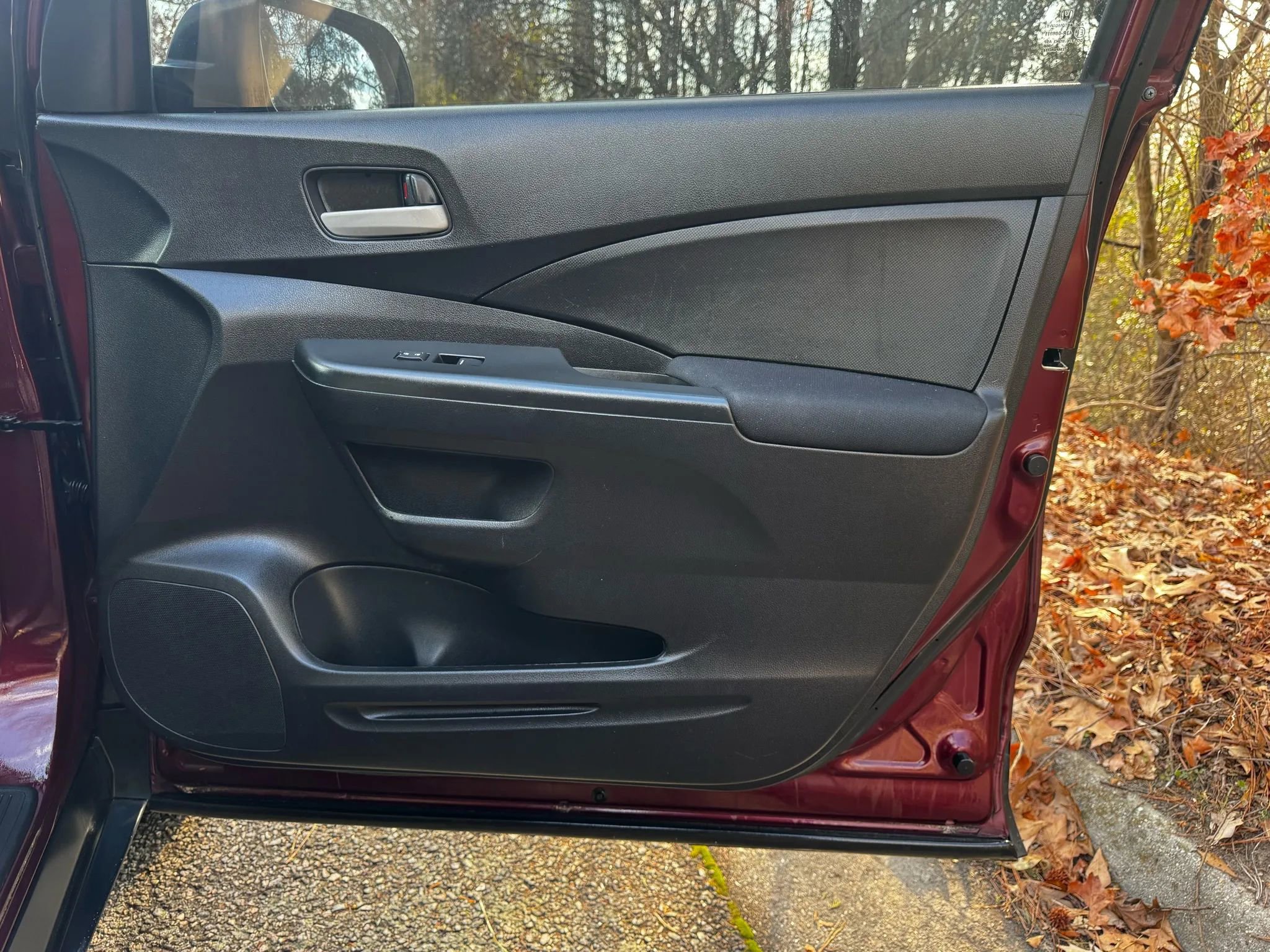 Used 2015 Honda CR-V LX image 8