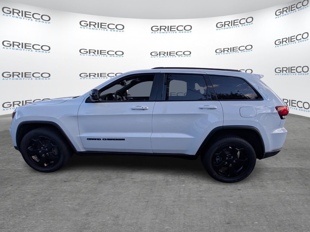 Used 2019 Jeep Grand Cherokee Laredo AWD/4WD image 4