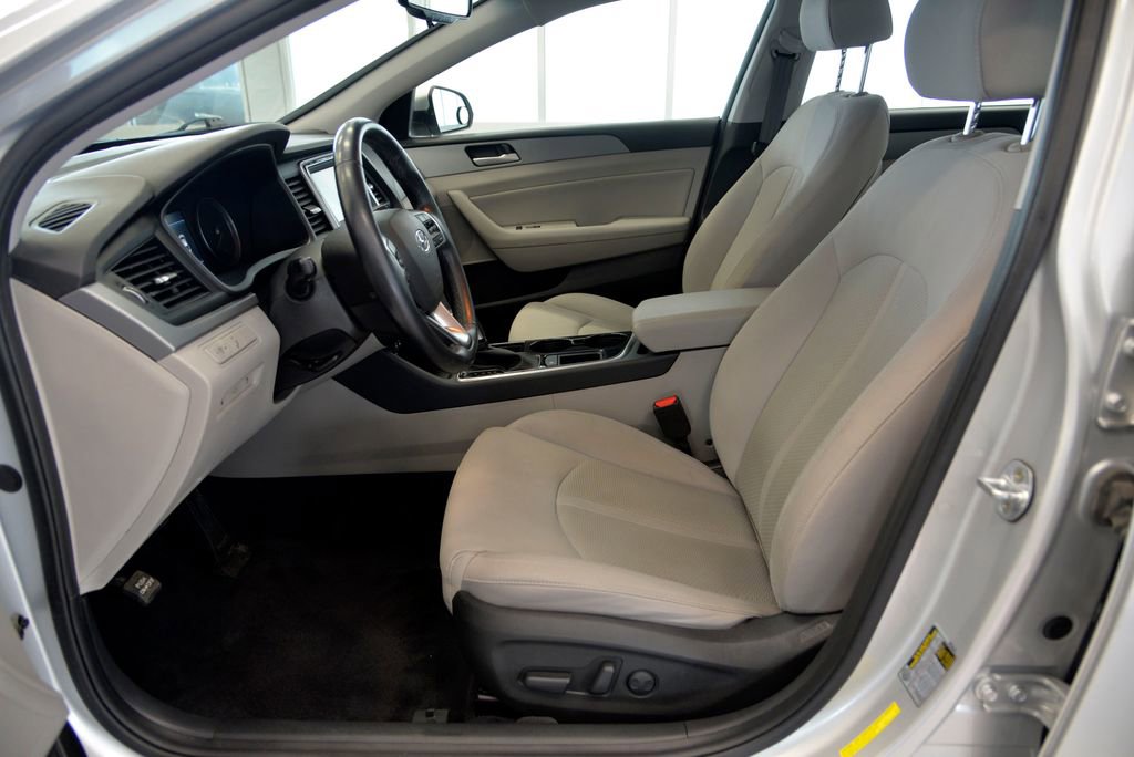 Used 2018 Hyundai Sonata SEL image 15