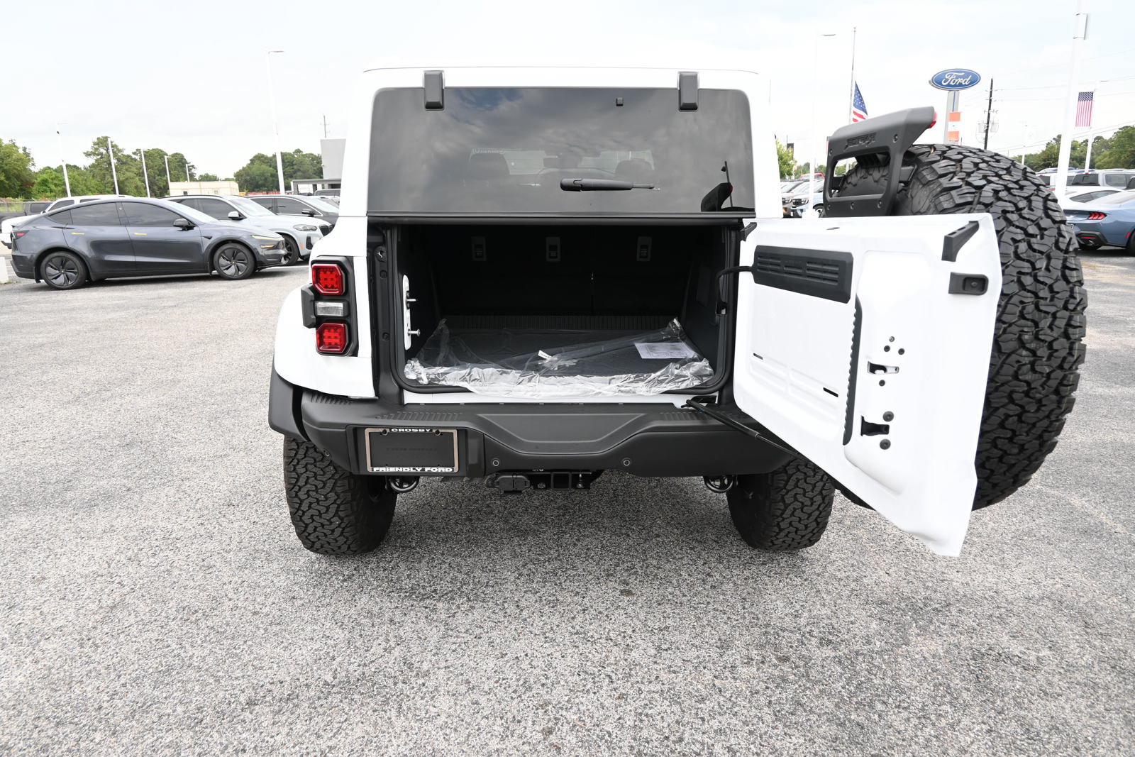 New 2026 Ford Bronco Raptor AWD/4WD image 6
