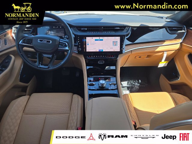 New 2026 Jeep Grand Cherokee Summit w/ Obsidian Package AWD/4WD image 7