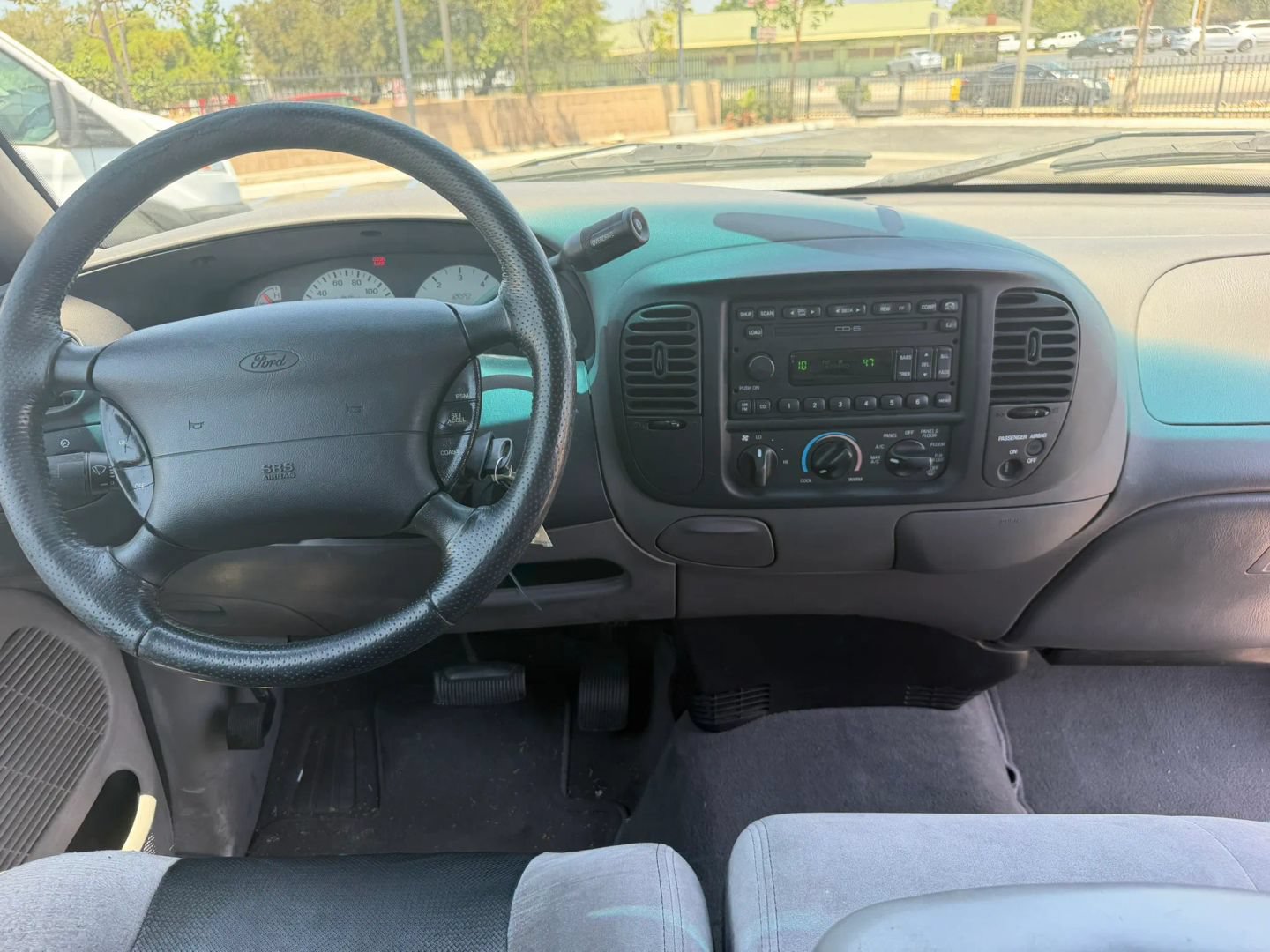 Used 2003 Ford F150 Lightning RWD image 15