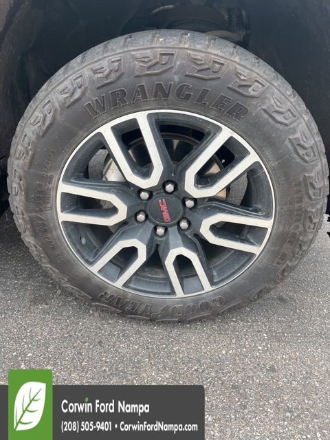 Used 2023 GMC Sierra 1500 AT4 w/ AT4 Premium Package image 13