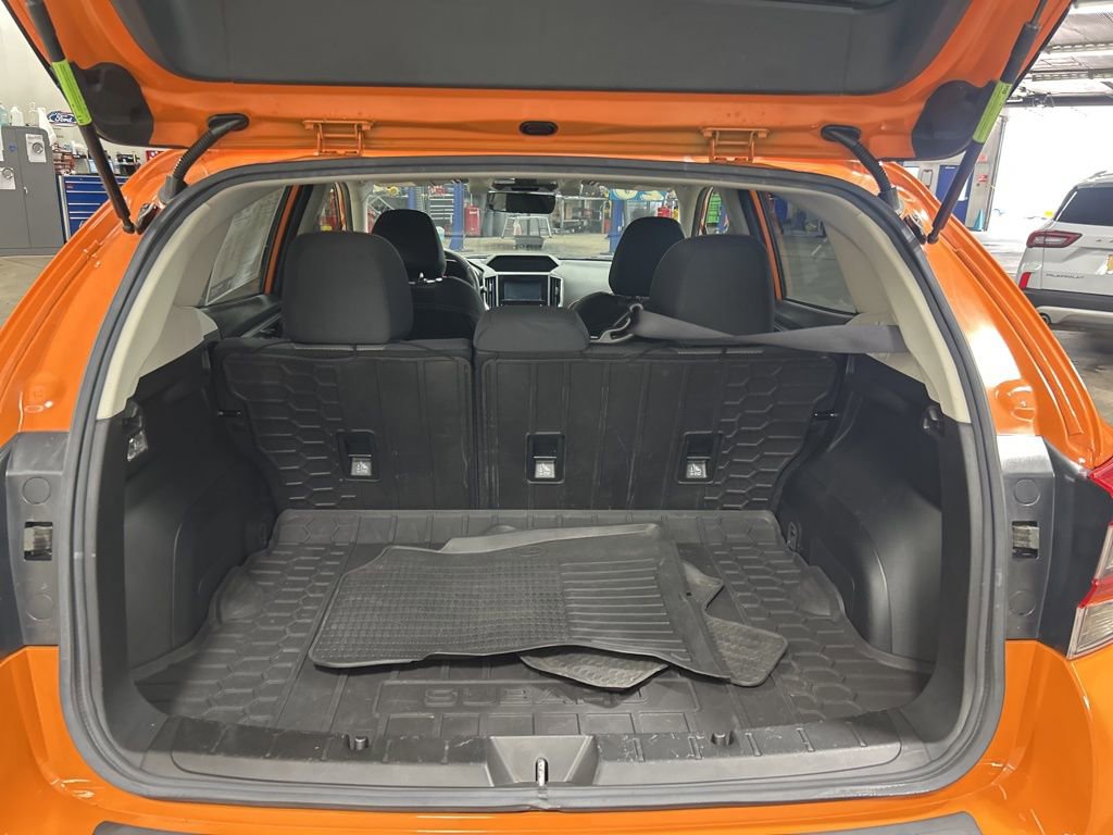 Used 2020 Subaru Crosstrek 2.0i Premium w/ Moonroof Package 1 AWD/4WD image 5