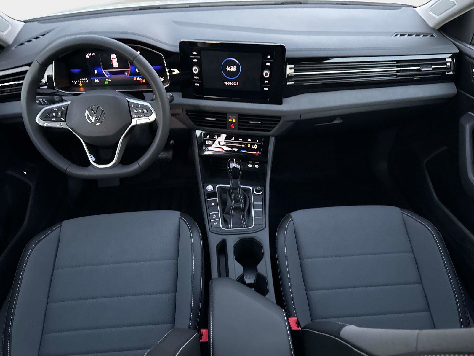 New 2026 Volkswagen Jetta SE image 16