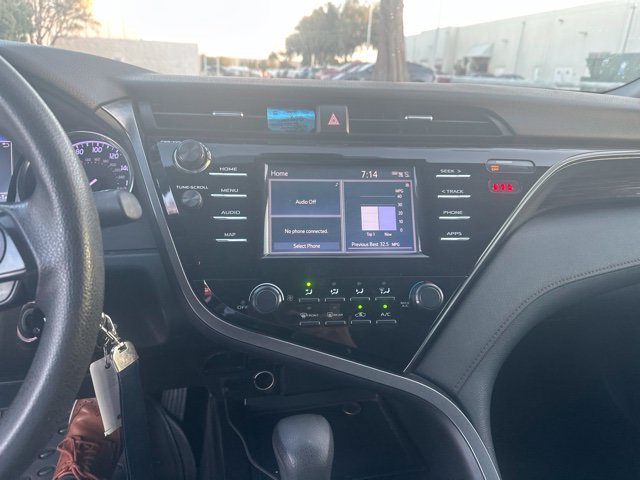 Used 2019 Toyota Camry LE FWD image 7