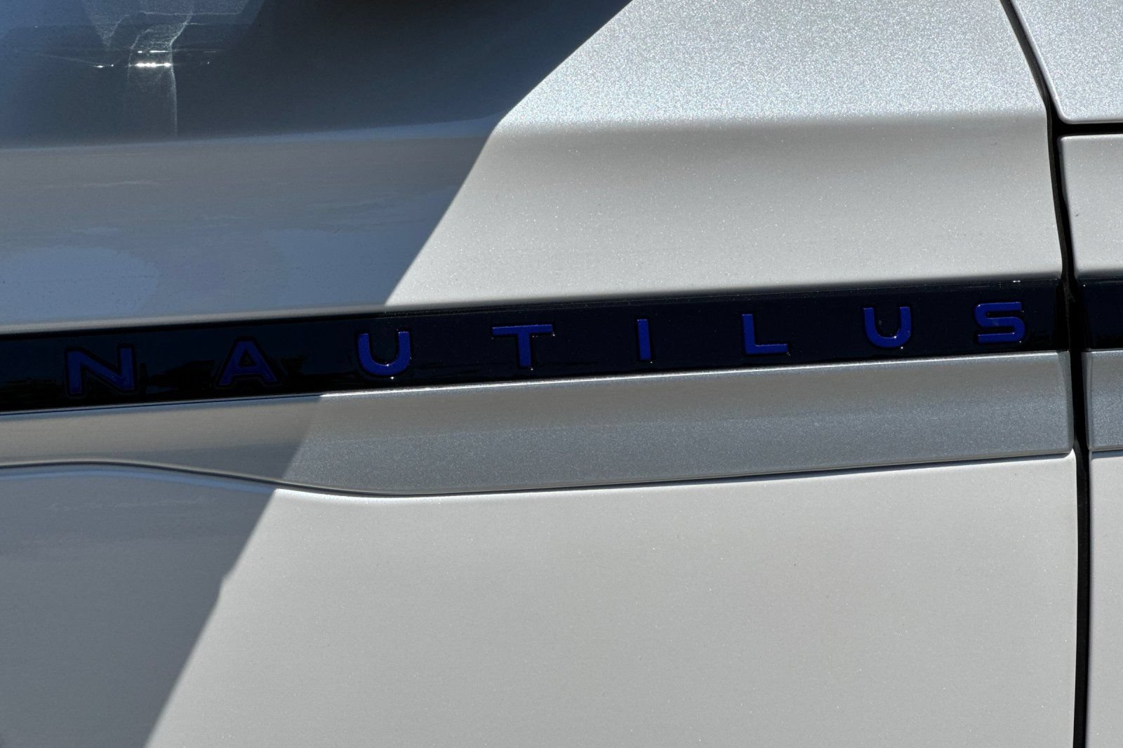 New 2026 Lincoln Nautilus Premier w/ Equipment Group 102A AWD/4WD image 23