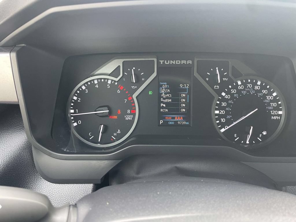Used 2026 Toyota Tundra SR5 w/ SR5 Premium Package AWD/4WD image 33
