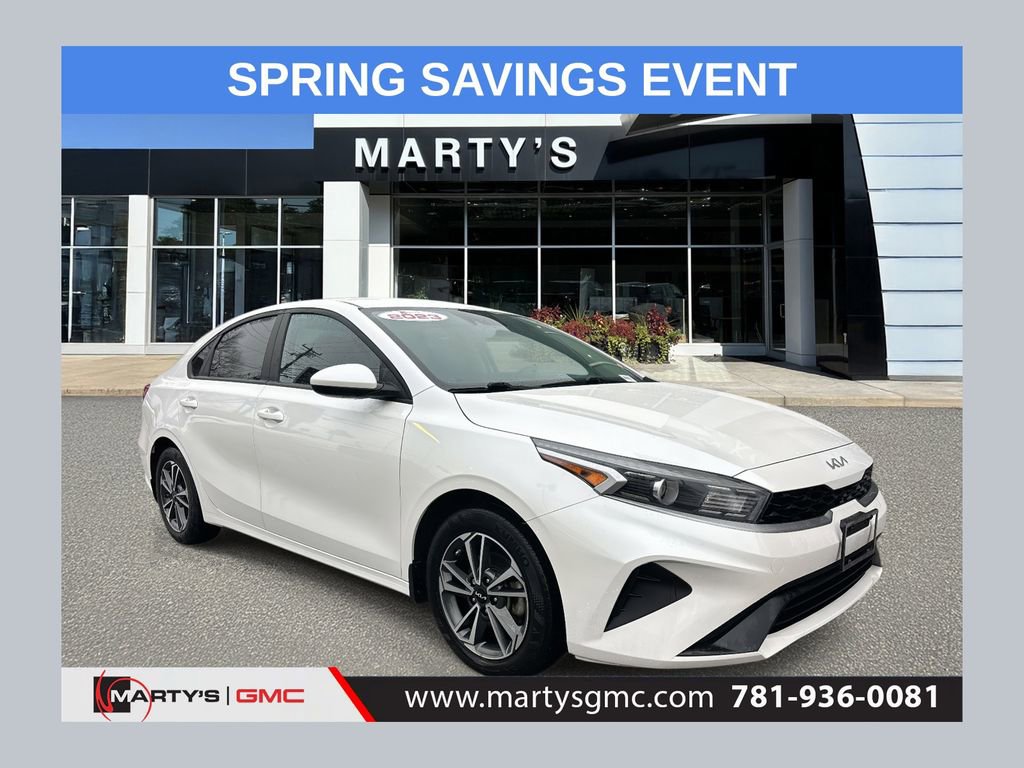 Used 2023 Kia Forte LXS image 1