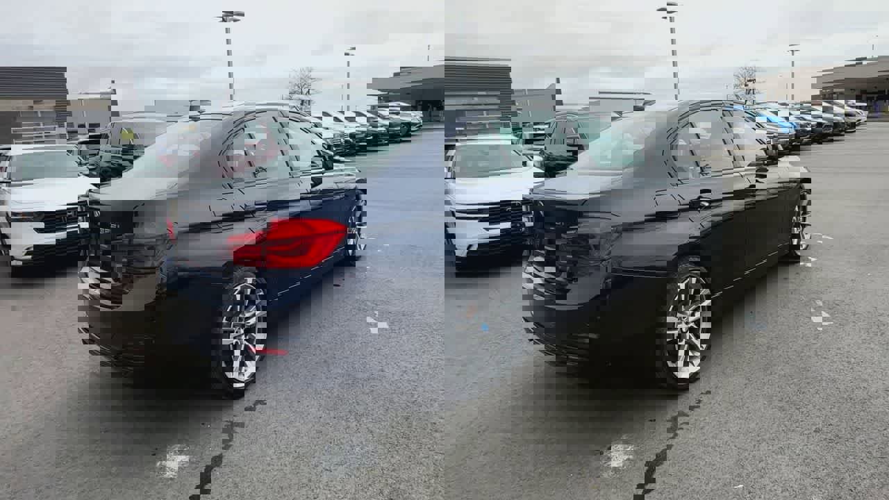 Used 2016 BMW 328i xDrive Sedan image 8